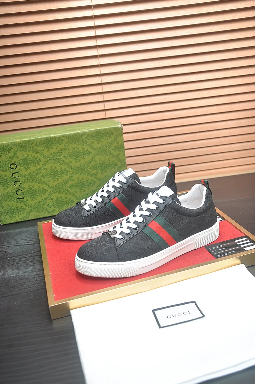 Men's men's shoes💰420💶[GUCCI Gucci] official website 1:1 men's sports shoes are now on the market, using original Gucci fabric + gluten lining, plus the official website original 1:1 comfortable outsole. Fashionable and versatile, super comfortable and breathable. 5 colors available, standard shoe size 38/45 (custom-made sizes 45 are non-refundable)